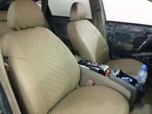 Авточехлы на Toyota Prius Авточехлы на Toyota Prius